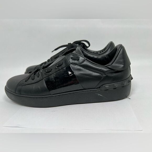 Size 11 - Valentino Garavani Rockstud Black - Picture 3 of 9